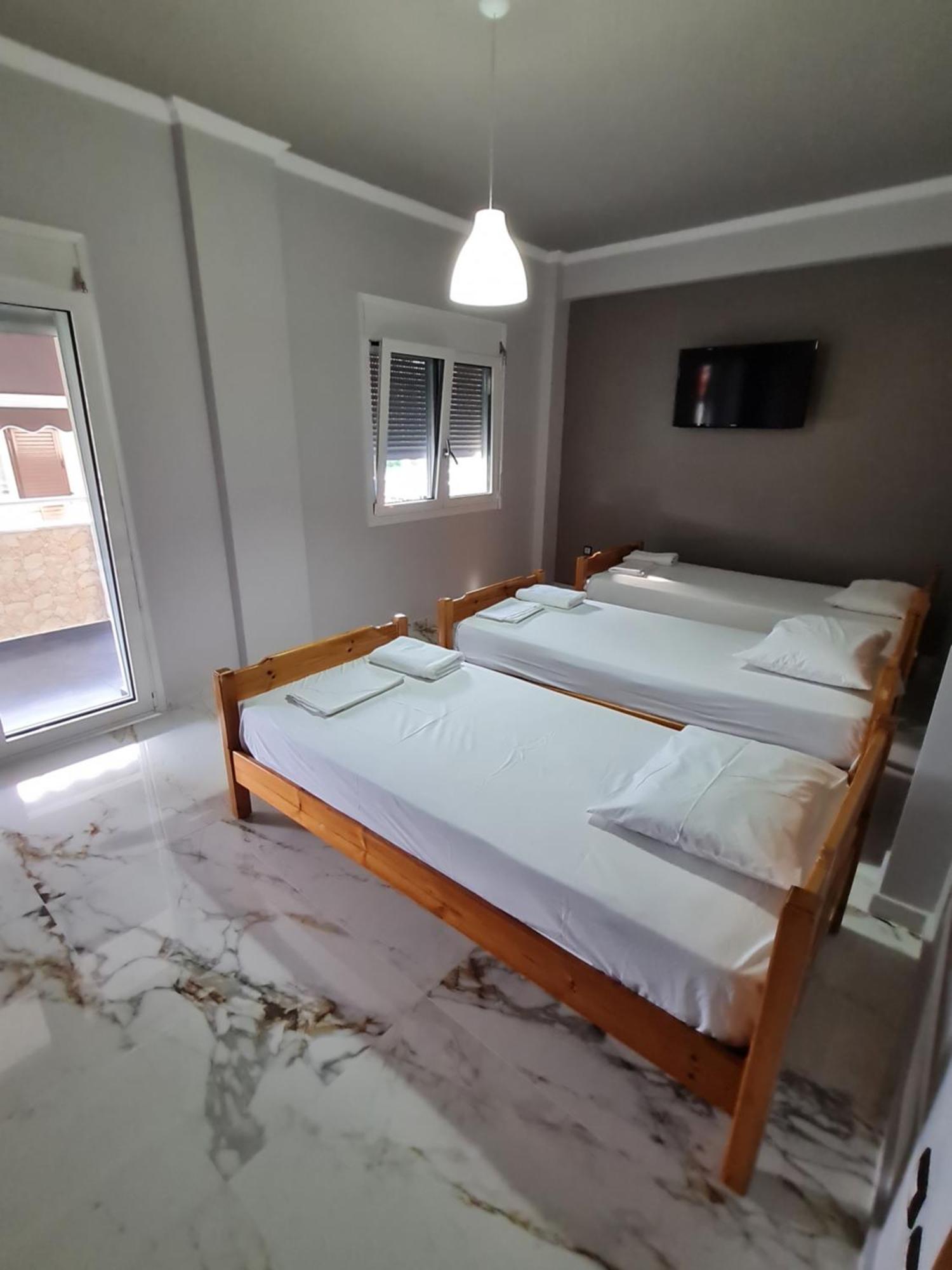 Dimitris Apartments Неа Плагия Екстериор снимка