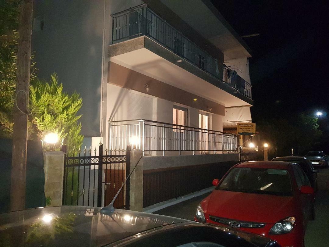 Dimitris Apartments Неа Плагия Екстериор снимка